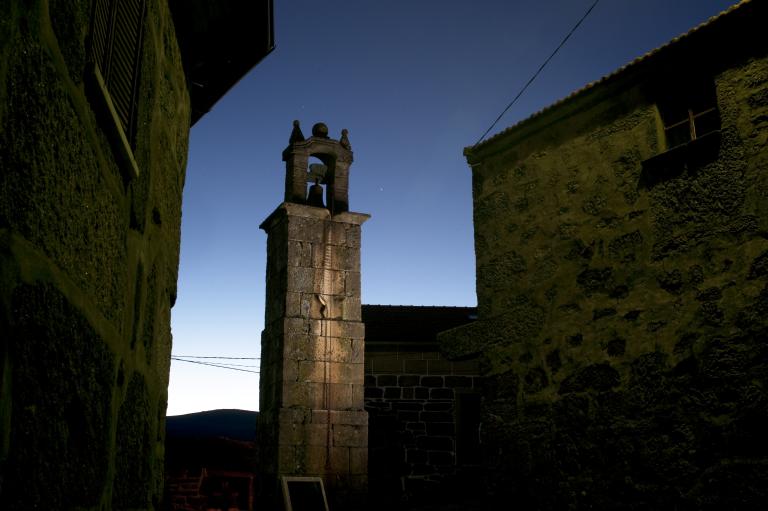“Torre do Boi”; crepsculo. Travassos, Montalegre, Portugal.